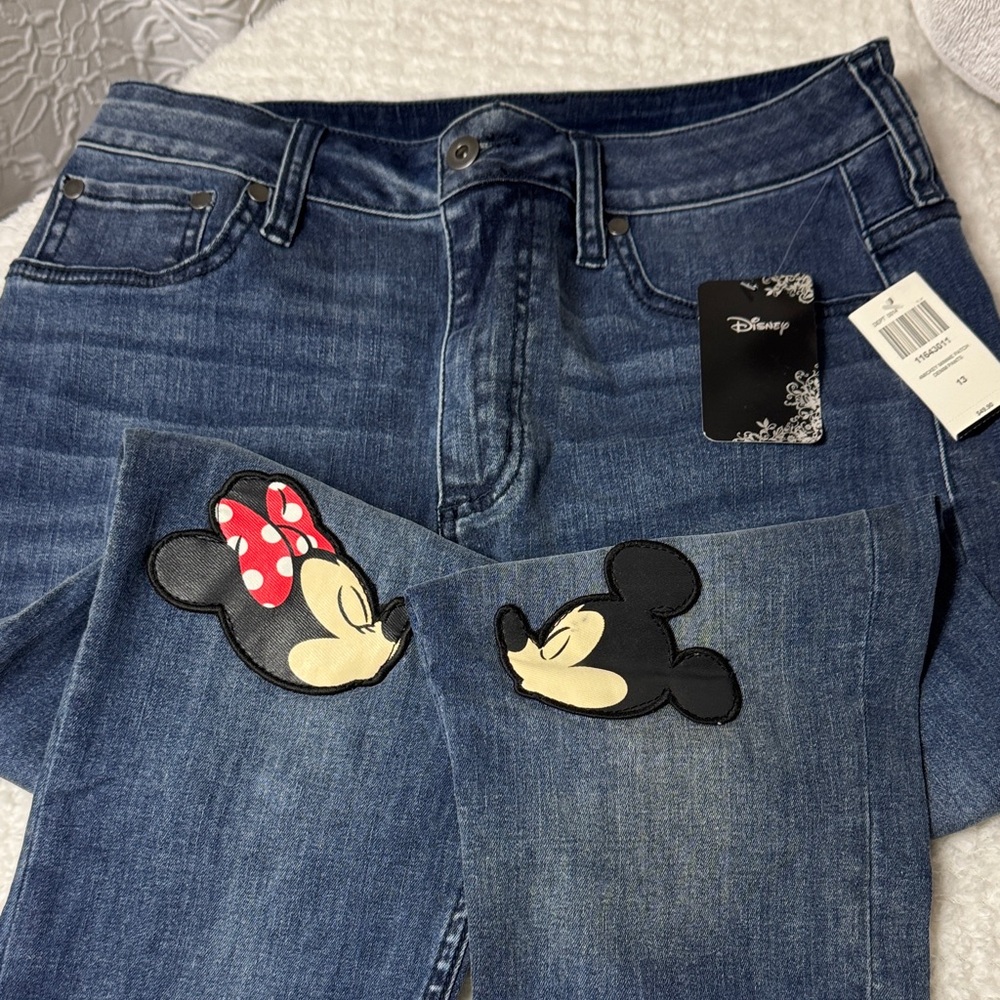 ✅ NWT Disney Women's Denim Jeans with Mickey and Minnie Patches